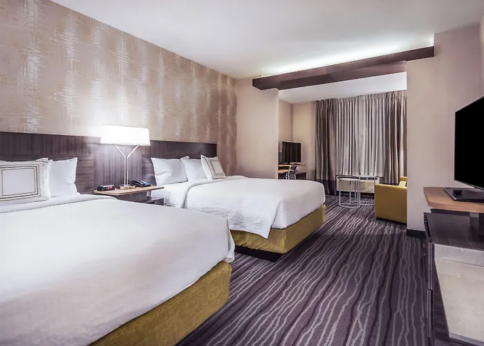Fairfield & By Marriott Chicago Hotel Schaumburg