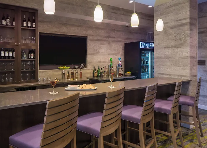 Fairfield & By Marriott Chicago Hotel