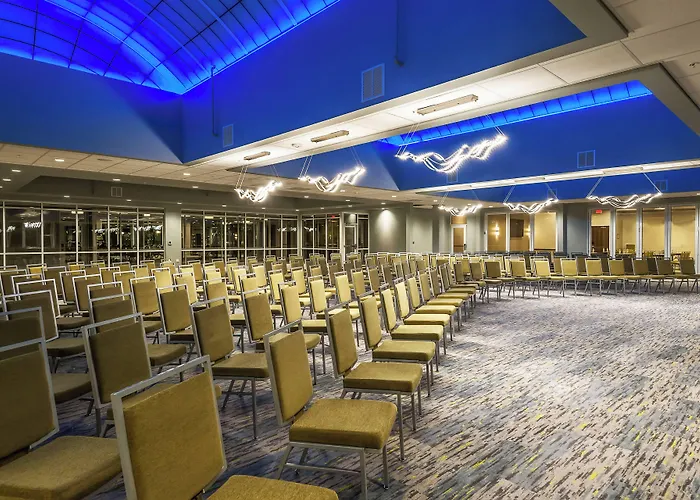 Hotel Fairfield & By Marriott Chicago Schaumburg