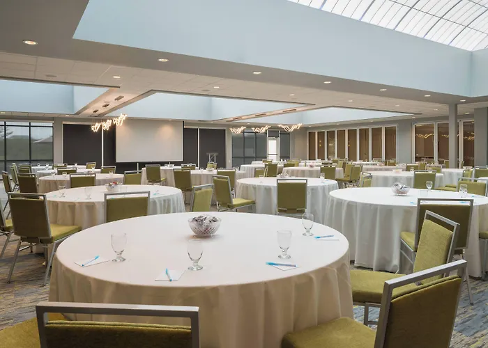 Fairfield & By Marriott Chicago Hotel Schaumburg