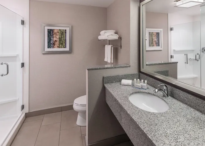 Fairfield & By Marriott Chicago Hotel Schaumburg